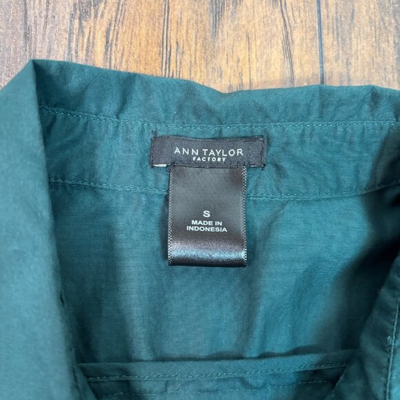 Ann Taylor Top Small Green Peplum Popover Shirt Lightweight Cotton Women's - Picture 10 of 11